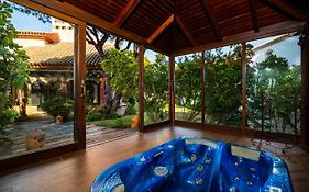 Casa Los Laureles
